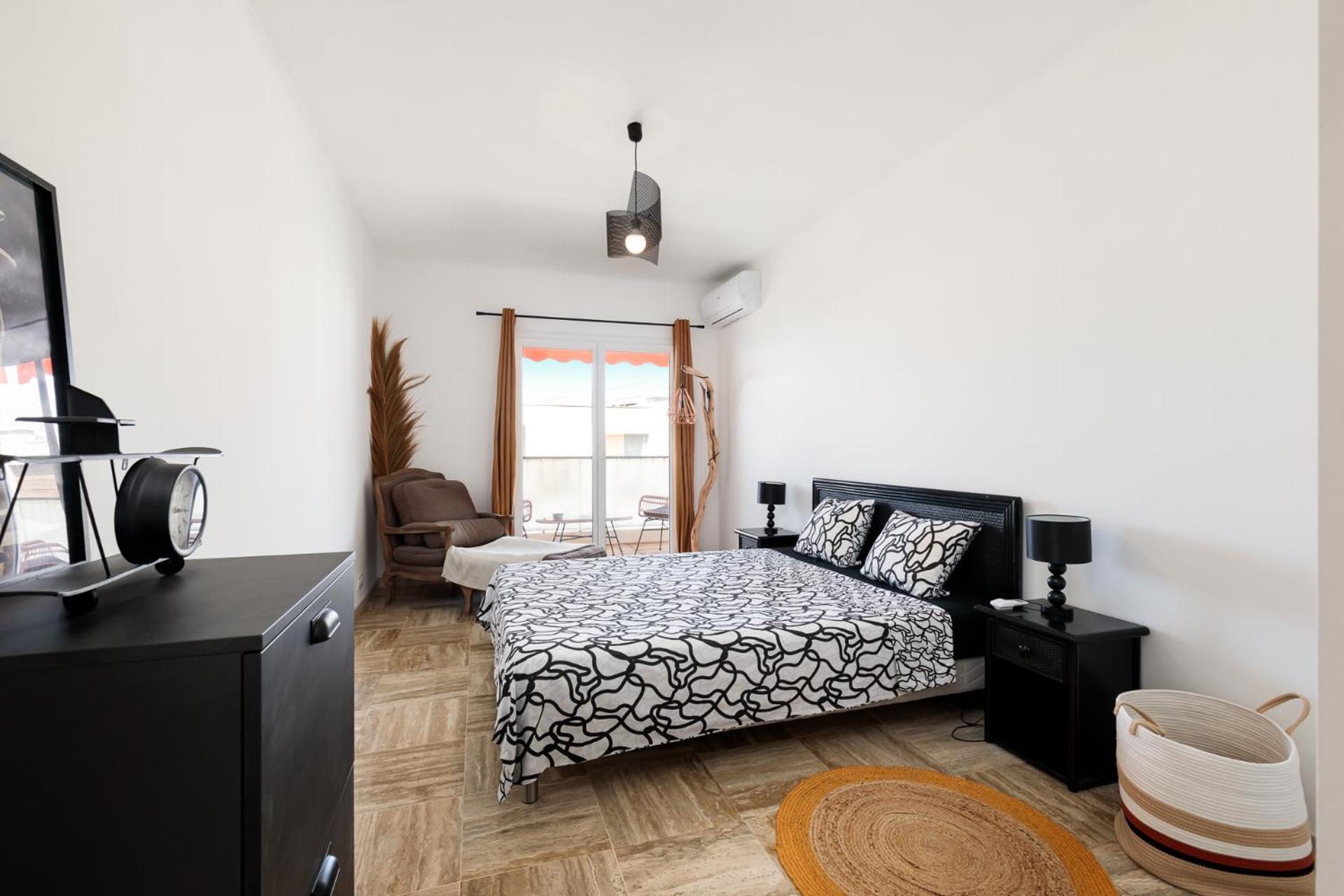 Spacieux Appartement De 114 M2 A 5 Min Des Plages - Proximite Tous Commerces Et Transports Antibes Exterior foto